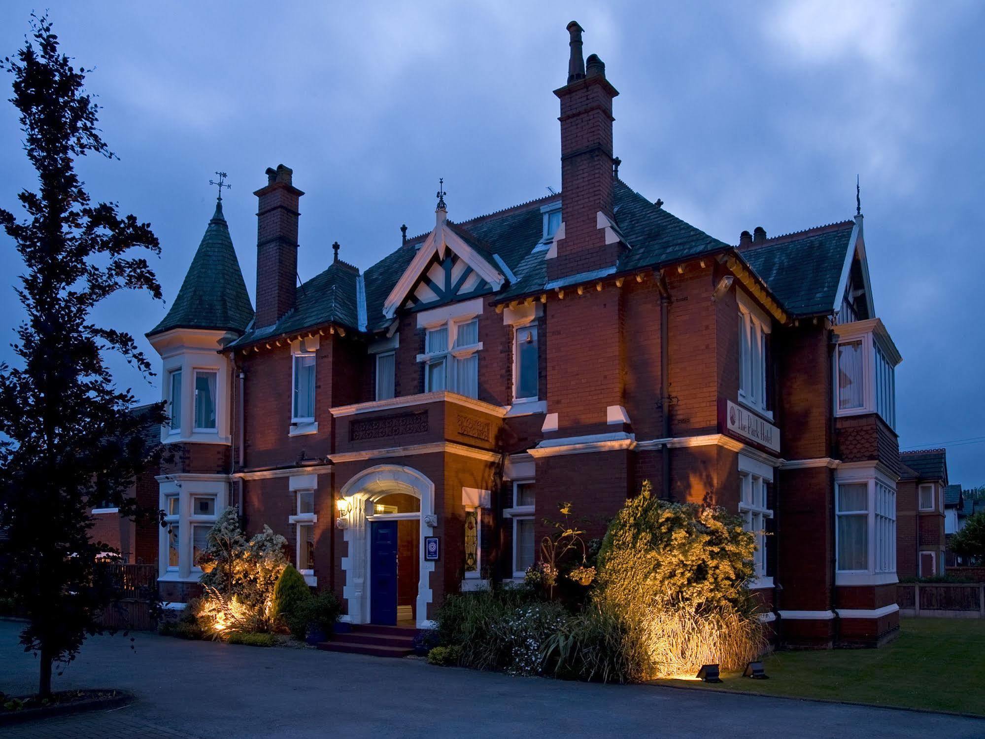 Trivelles Park Hotel Preston  Eksteriør billede