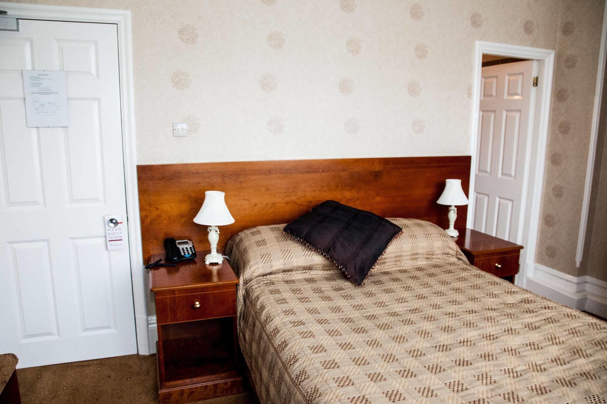 Trivelles Park Hotel Preston  Eksteriør billede